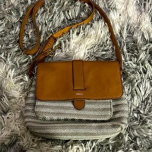 Fossil shoulder purse
